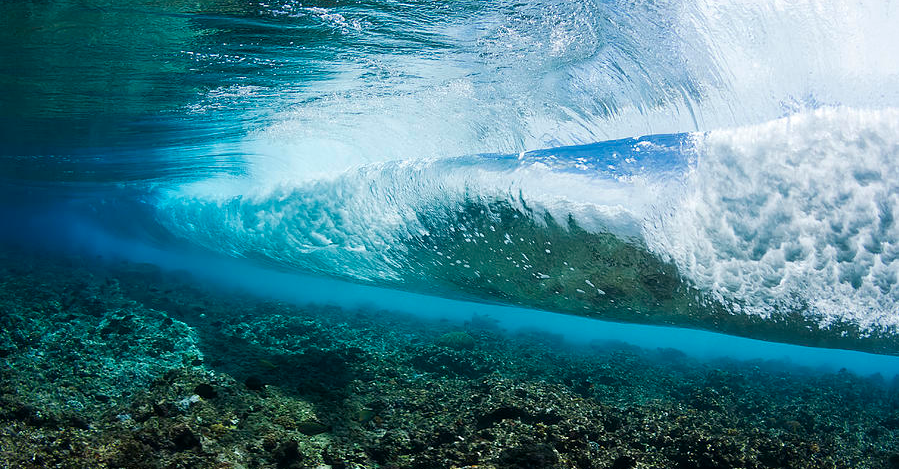 underwater wave reef